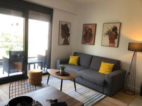 Onebedroom apartment with a pool and jacuzzy